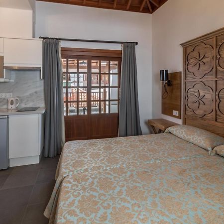 Apartamentos Emblematicos Ki_Tapenas Санта-Круз-де-ла-Пальма Экстерьер фото