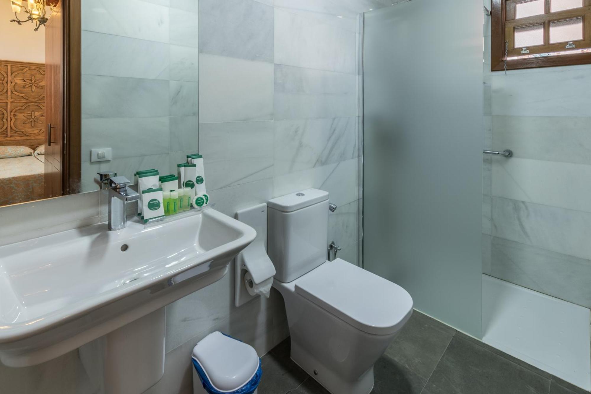 Apartamentos Emblematicos Ki_Tapenas Санта-Круз-де-ла-Пальма Экстерьер фото
